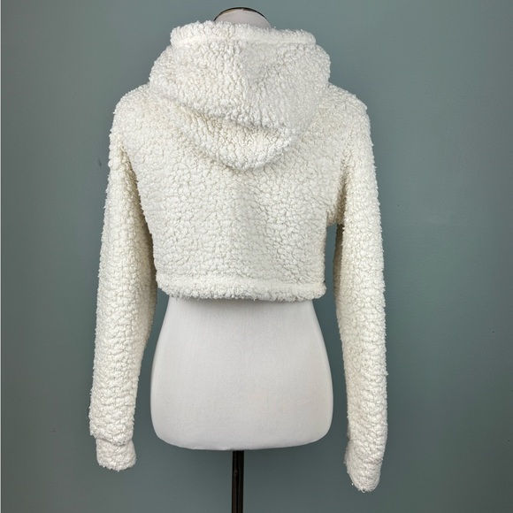 Fuzzy Cozy Blanket Hoodie - Picture 3 of 7